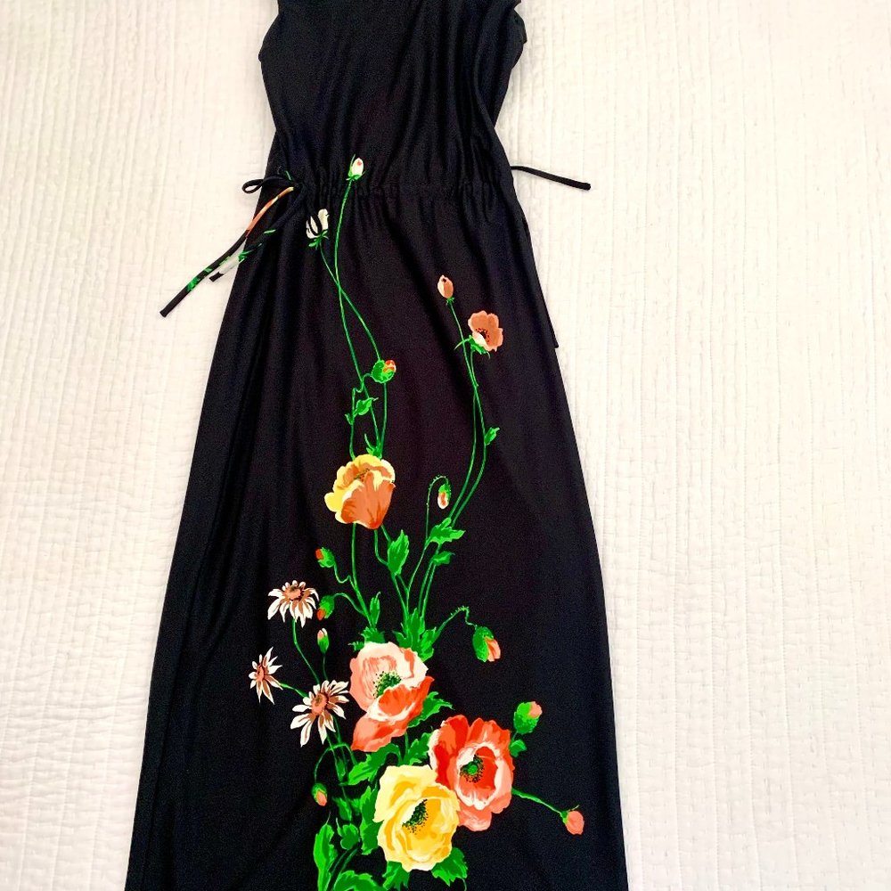 Black Vintage Maxi Poppy Print Dress Adjustable Side Ties '70s
